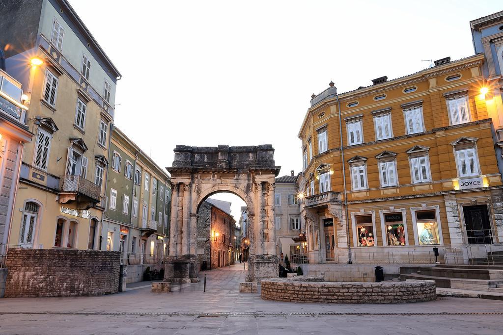 Limia * Pula